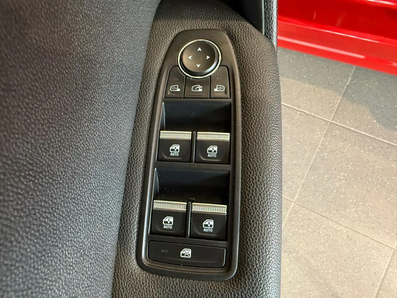 Renault Captur 1.6 E-Tech Plug-in Hybrid 160 Intens Camera Keyles, миниатюра 13