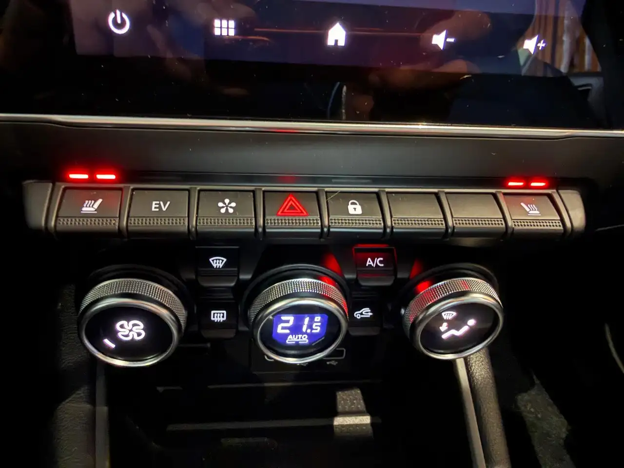 Renault Captur 1.6 E-Tech Plug-in Hybrid 160 Intens Camera Keyles, миниатюра 27