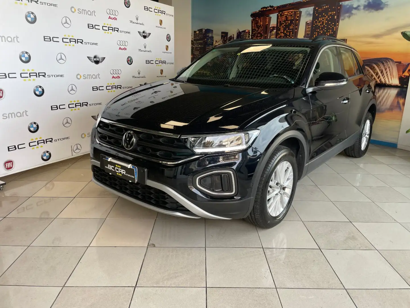 Volkswagen T-Roc 2.0 TDI 150cv DSG Life Noir - 1