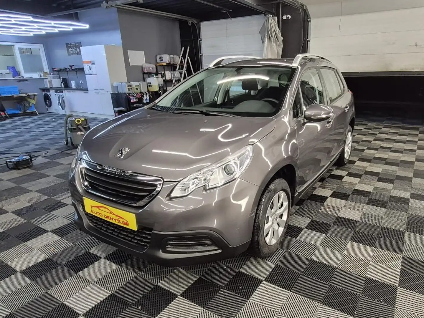 Peugeot 2008 1.2i benzine bj. 2014 82000km - 1