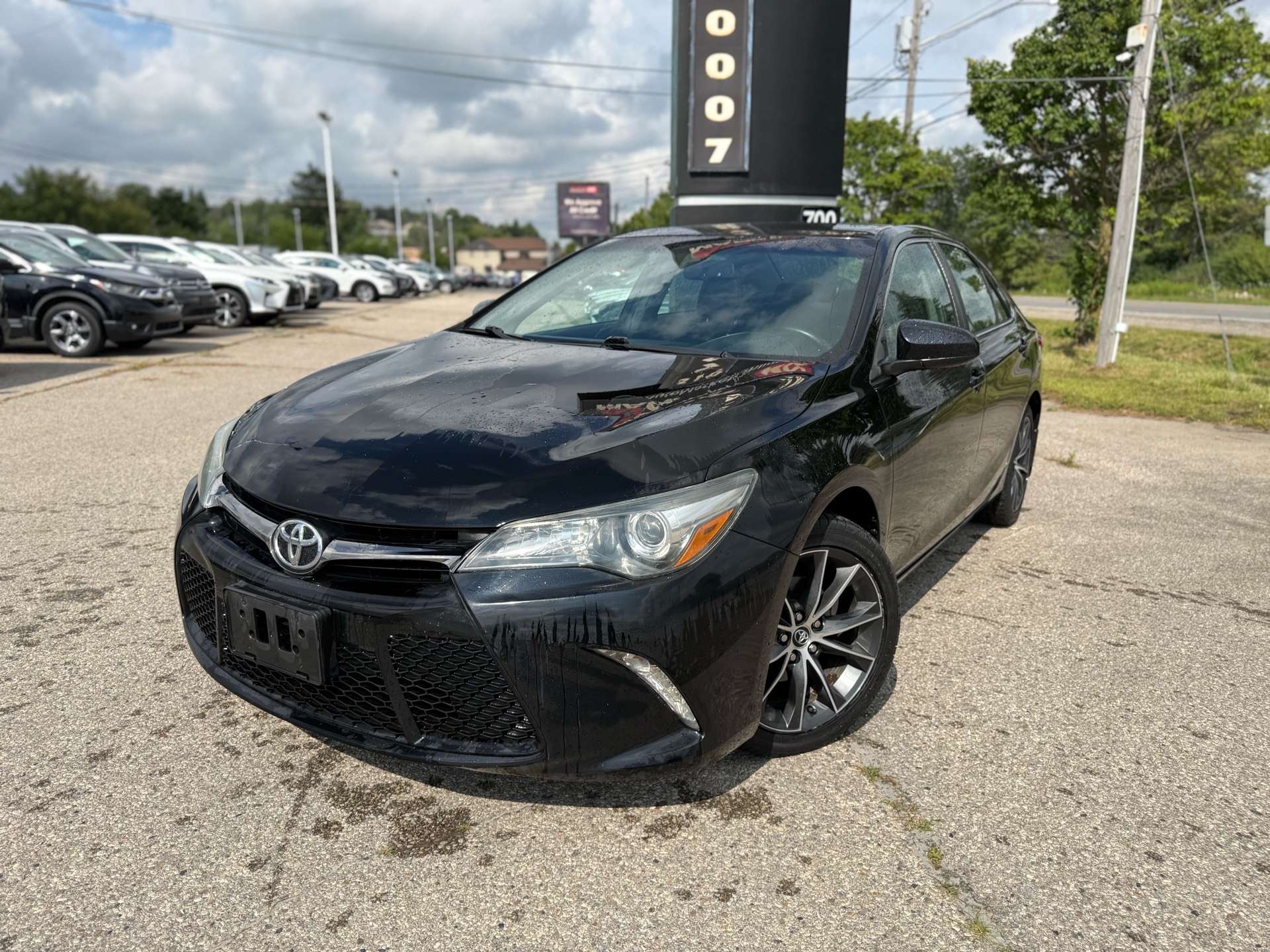 2015 Toyota Camry XSE 2.5L | No Accidents | Sunroof | Leather Seats — снимка 1