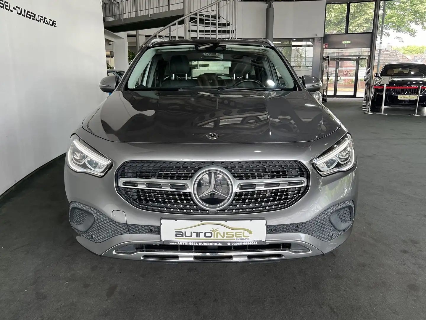 Mercedes-Benz GLA 200 Aut LED Navi 18" MBUX Tempomat Leder PDC Grau - 2