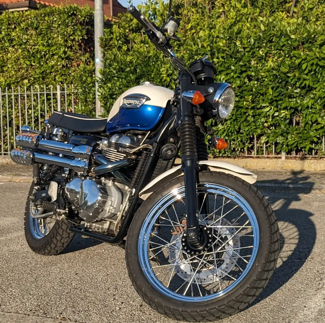 Triumph Scrambler Azul - 1
