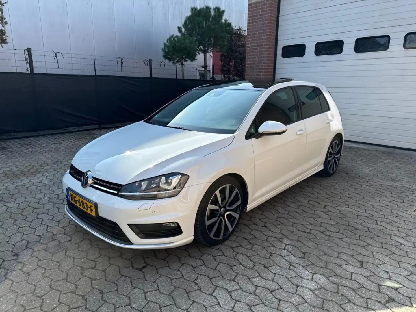 Volkswagen Golf 1.4 3x R-line Pano Dynaudio 18'' ACC ambient Blanco - 2