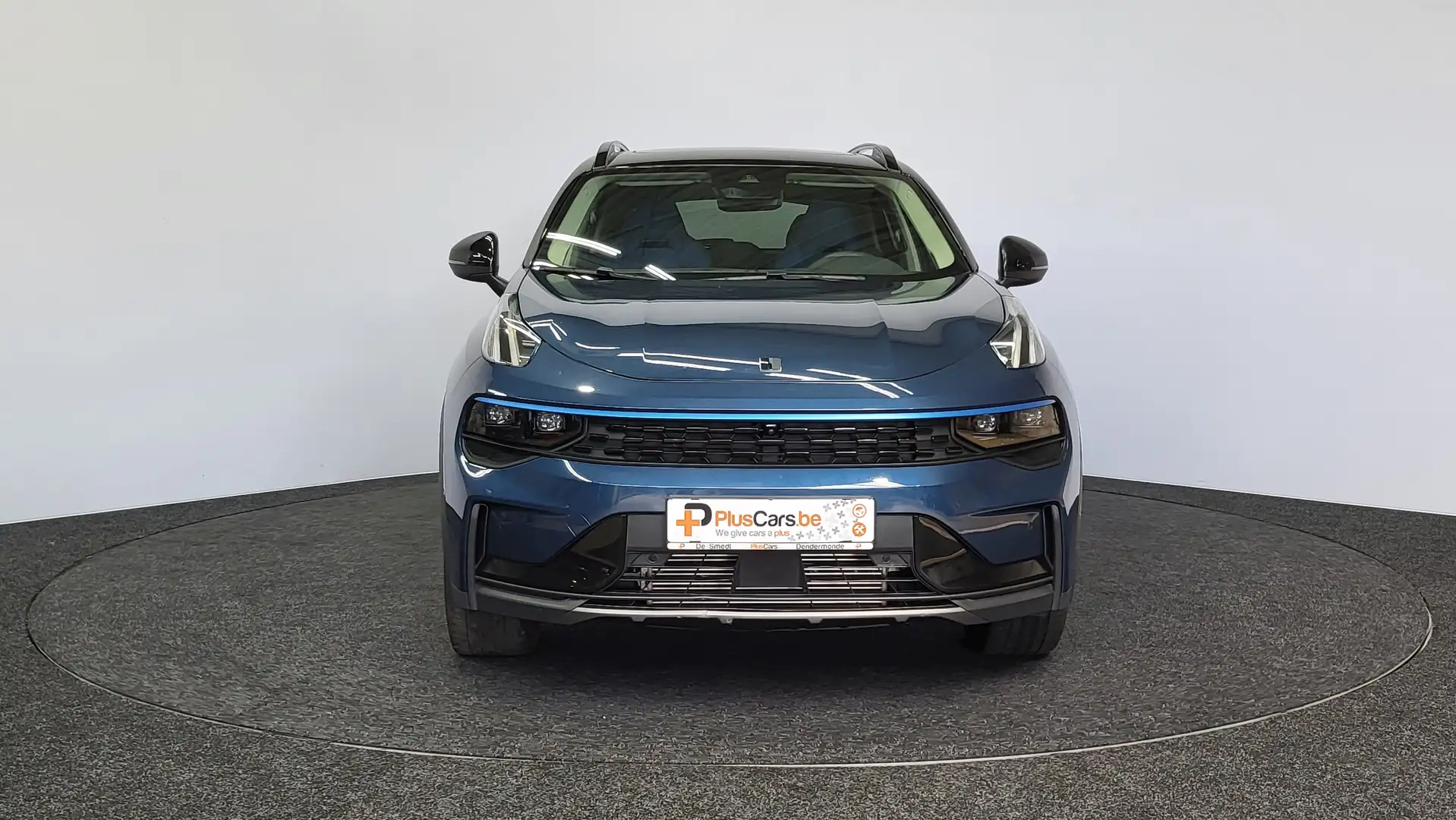 Lynk & Co 01 1.5 Turbo PHEV ~ Led ~ 360 ~ Pano ~ PDC ~MegaStock Blau - 2