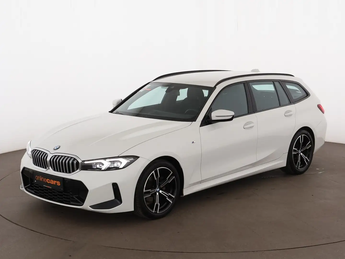 BMW 318 d Touring M-Sport Aut LED LEDER NAVI SITZHZG Weiß - 2