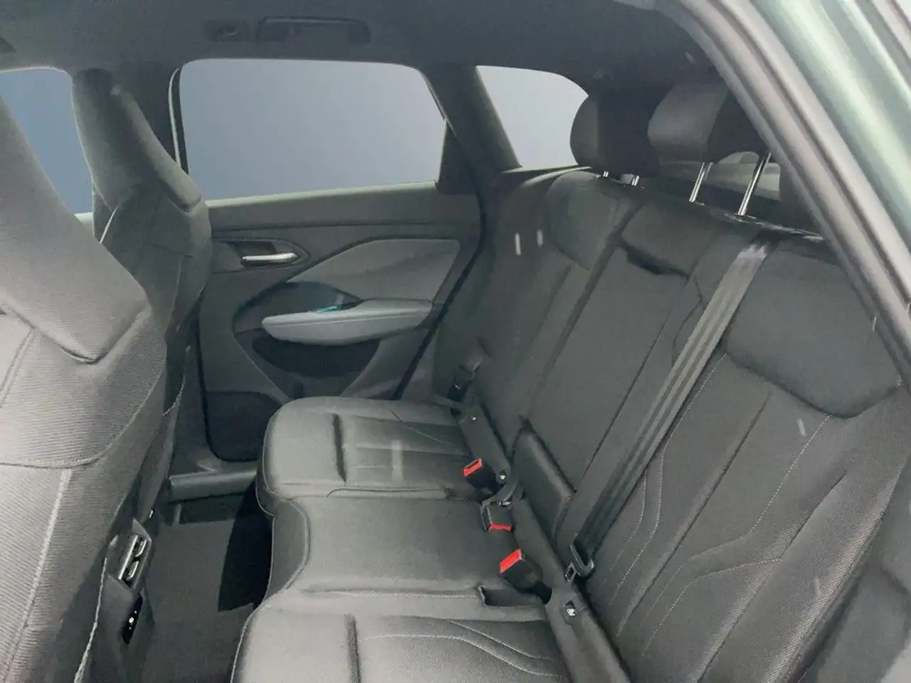 Audi Q3 SUV TDI AHK*TECH PLUS*S-LINE* 16