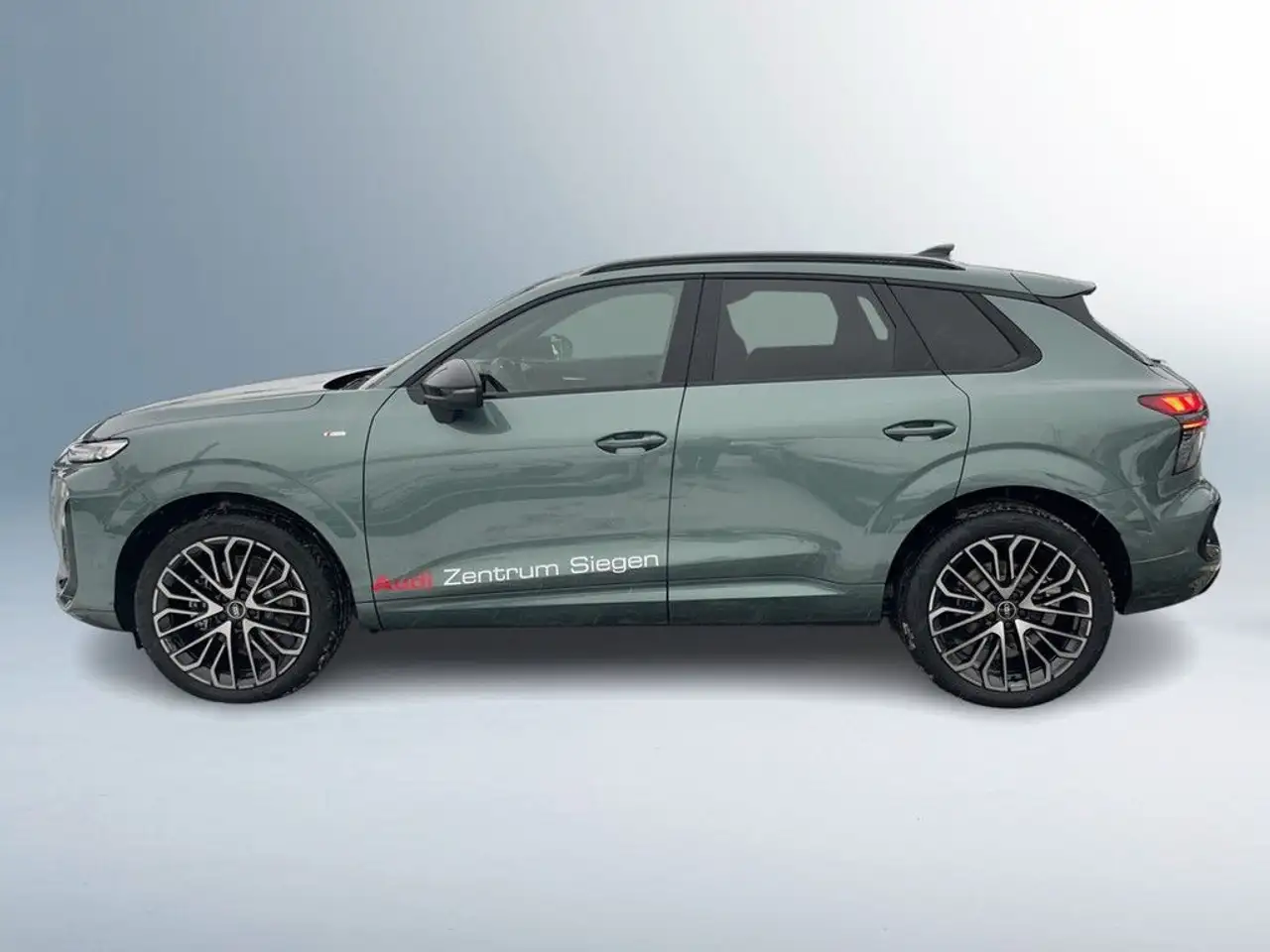 Audi Q3 SUV TDI AHK*TECH PLUS*S-LINE* 4