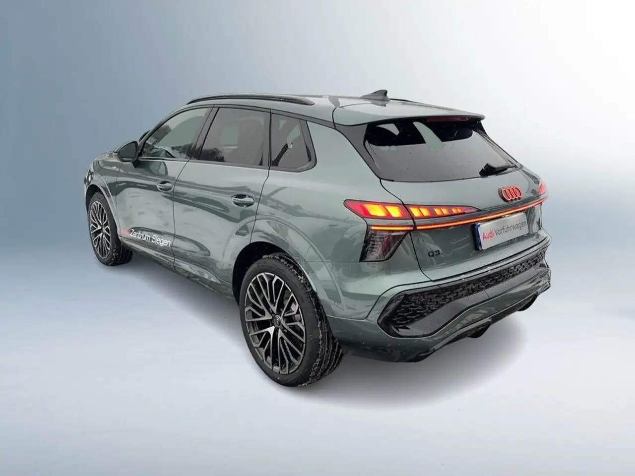 Audi Q3 SUV TDI AHK*TECH PLUS*S-LINE* 5