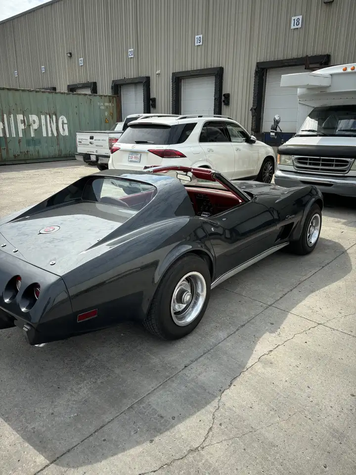 Chevrolet Corvette снимка Chevrolet Corvette