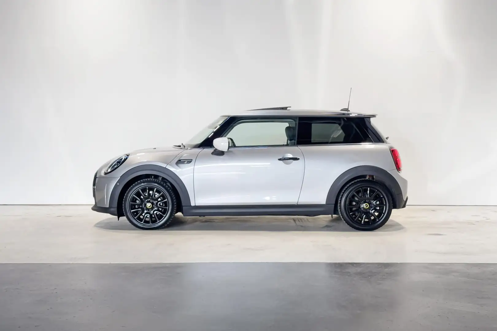 MINI Electric Classic Premium Plus Gri - 2