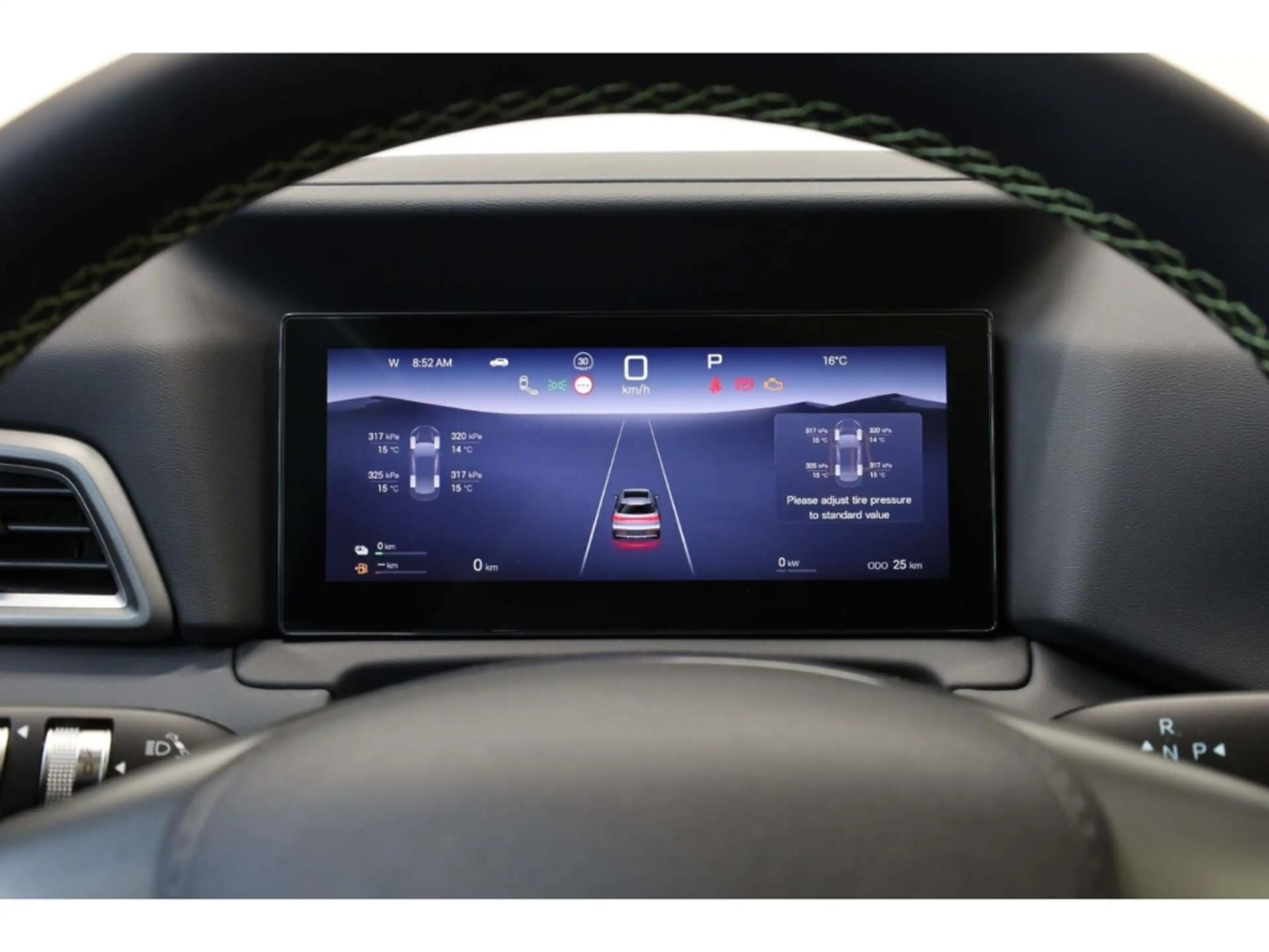 BYD Atto 2 DM-i Boost — photo 13