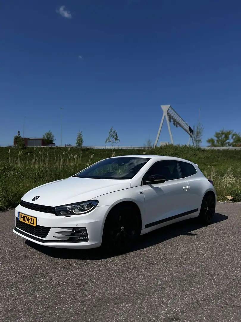 Volkswagen Scirocco 2.0 TSI BlueMotiom DSG Club - Extra’s - Lage KM - 1