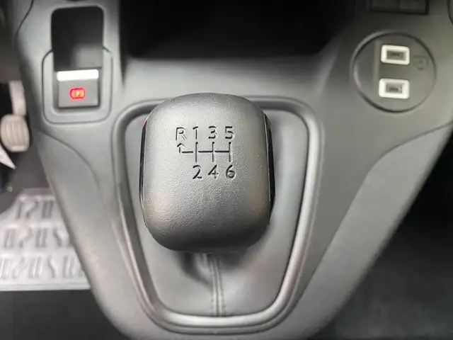 Peugeot Partner view 12