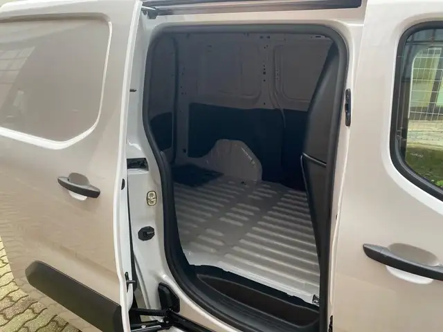 Peugeot Partner view 8