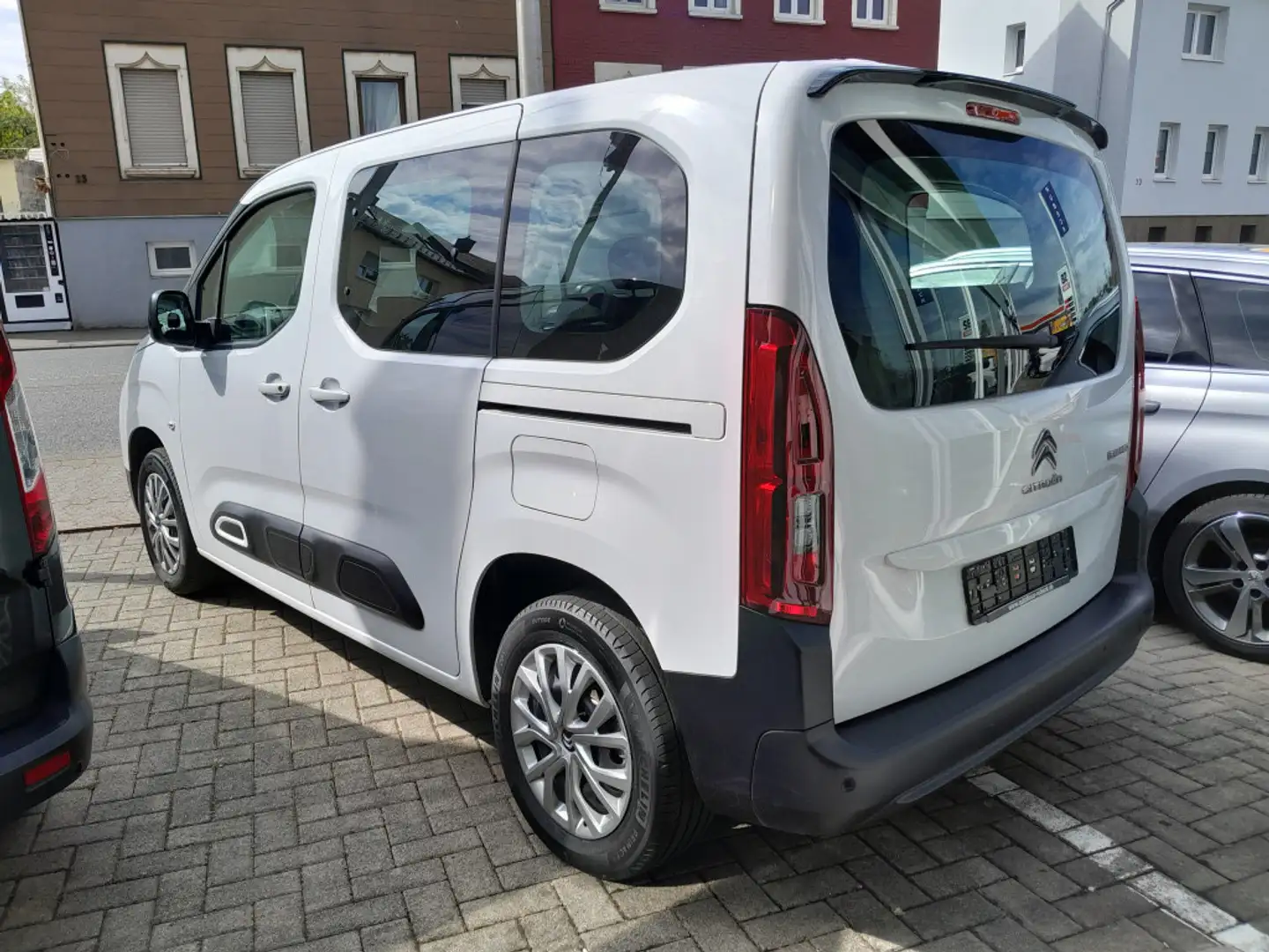 Citroen Berlingo Feel M 1.2 PT 110 Sitzheizung Einparkhilfe 2 Schie Fehér - 1