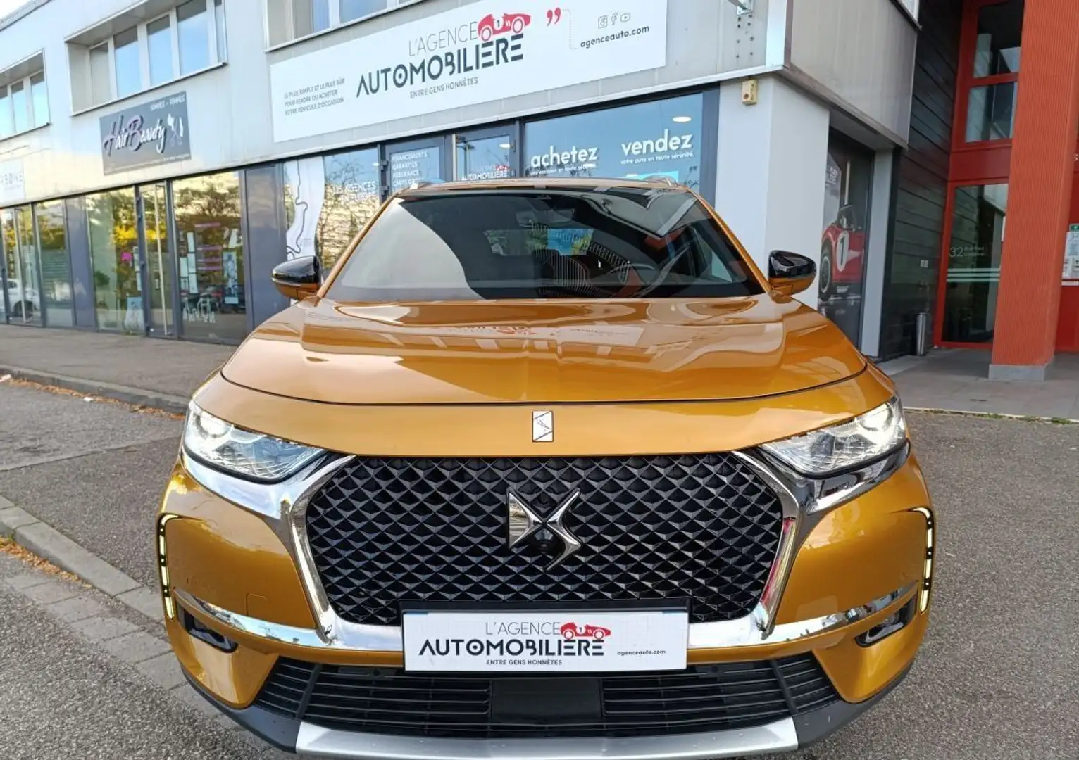 DS Automobiles DS 7 Crossback DS7 1.5 HDI 130 CV EAT8 SO CHIC 1ère main Gold - 2
