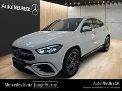 Mercedes-Benz GLA 220 4M AMG Line/Distronic/Totwinkel/Memory/ Navi/Keyless Go/Keyless Go Komfort Paket/Styling/Autom./Klima/LED/Park Assist.