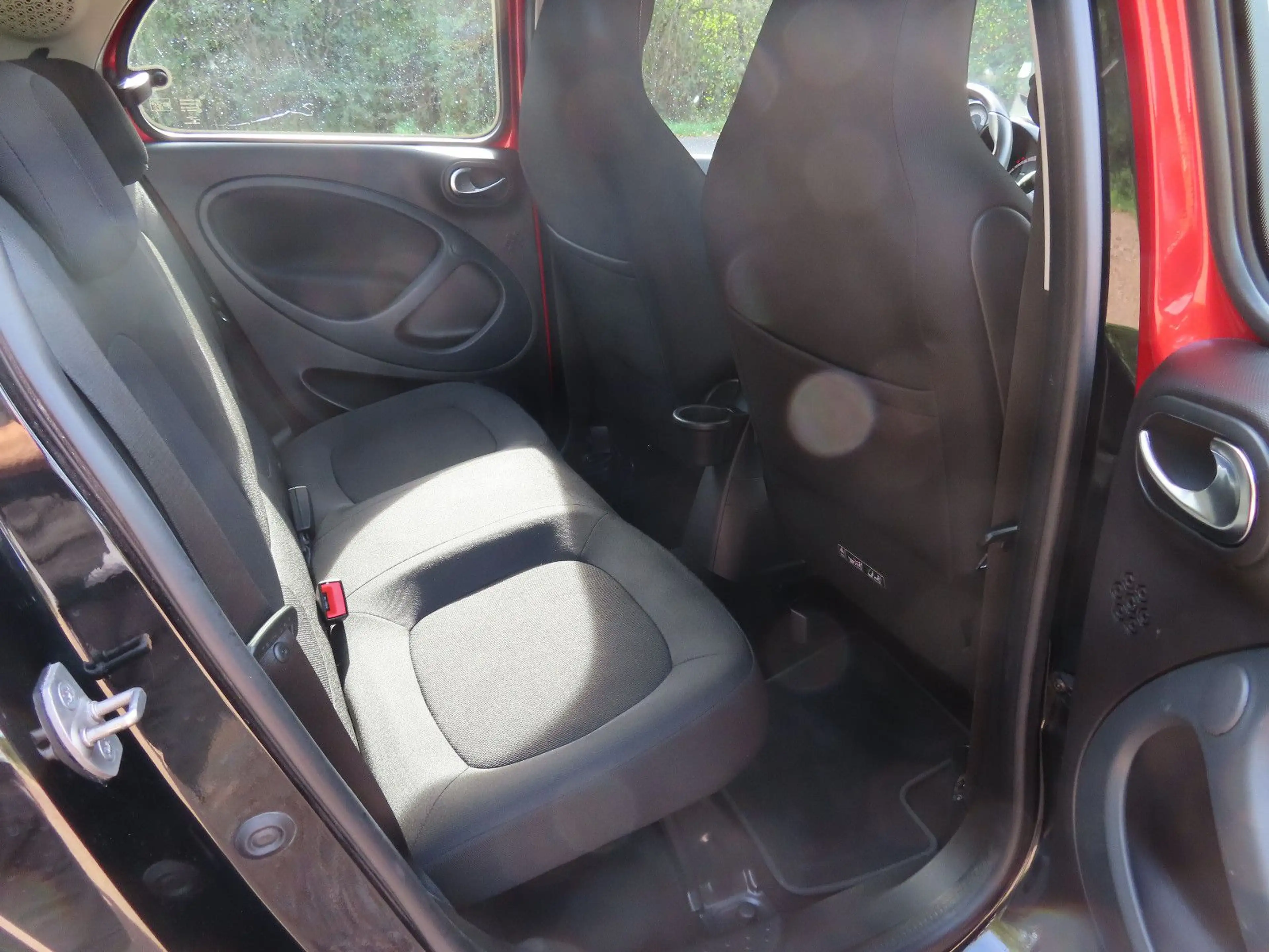 smart forFour 0.9 Turbo Automatik Navi, Temp, Shz, Glasdach — photo 15