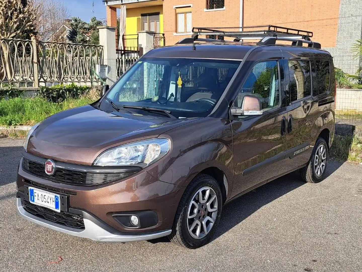 Fiat Doblo Doblo II 2015 1.6 mjt 16v Trekking 120cv Bronze - 1