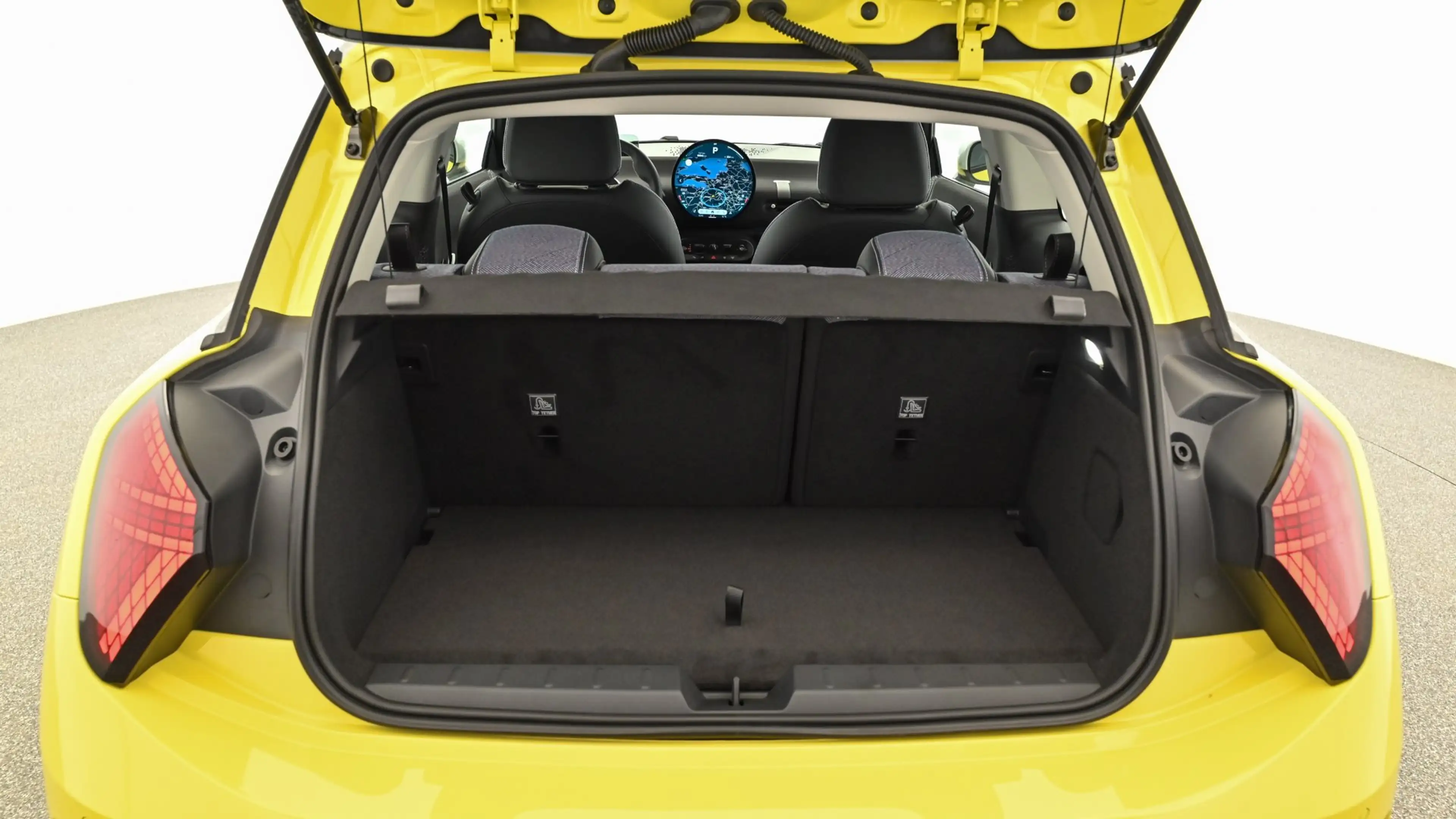 MINI Cooper E — photo 12
