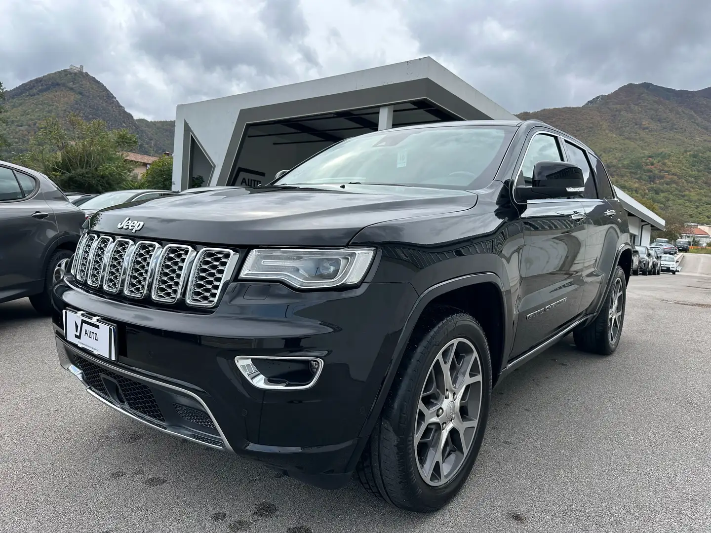 Jeep Grand Cherokee 3.0 V6 Overland 250cv auto my19 Nero - 1