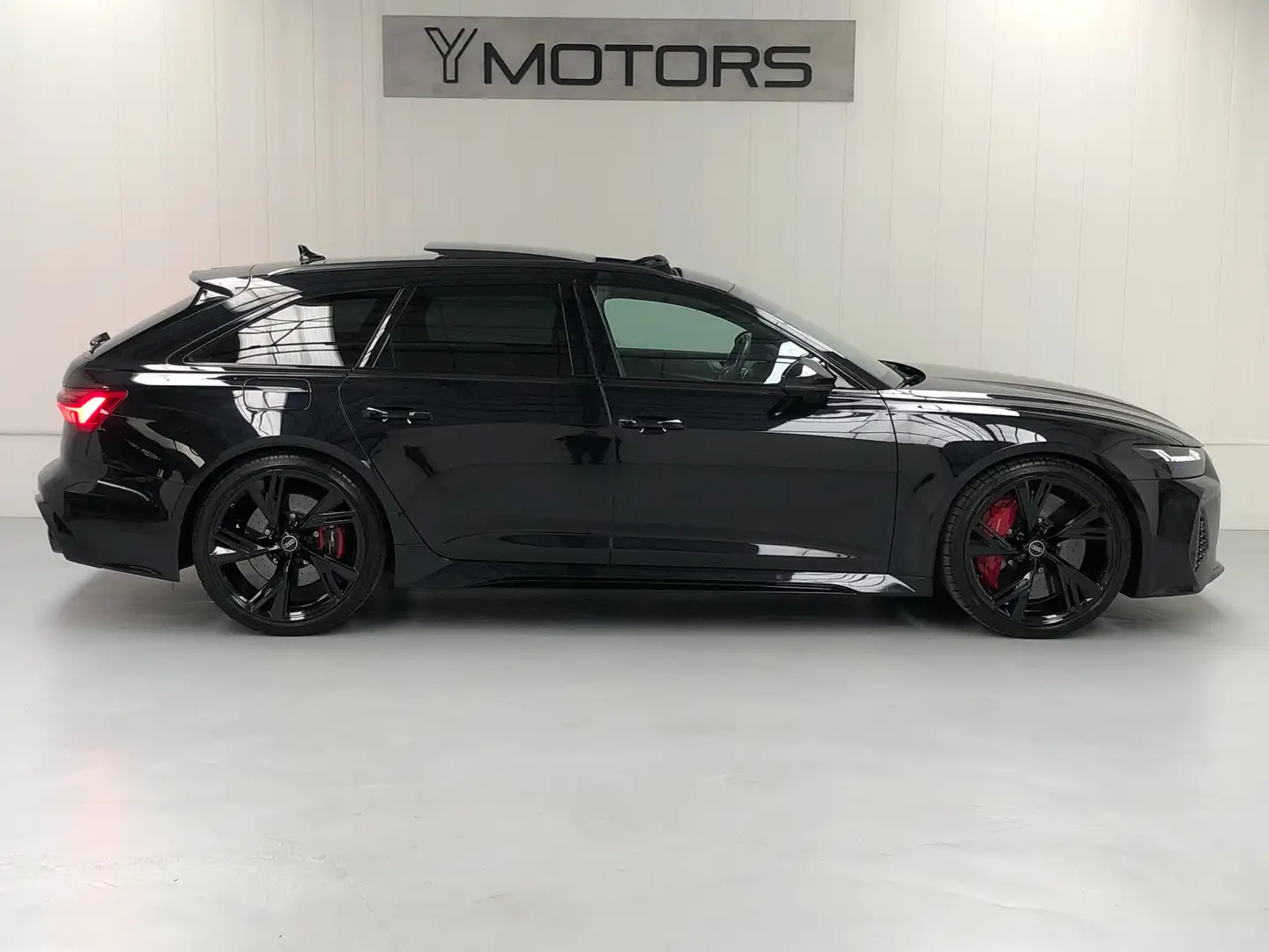 Audi RS6 4.0 TFSI V8 QUATTRO CERAMIC BANG & OLUFSEN LASER Zwart - 2