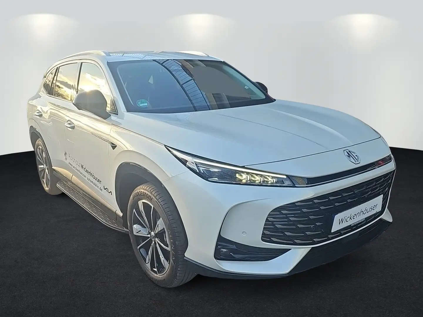MG EHS 1.5 + W Luxury Pano SpurH elSitz PDC ACC LED Bílá - 2