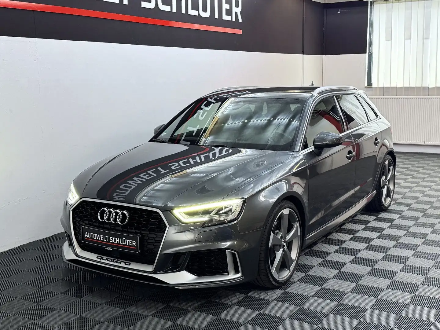 Audi RS3 2.5 TFSI*1-Hand*Ori. 34 Tkm*Originalzustand* Grau - 1