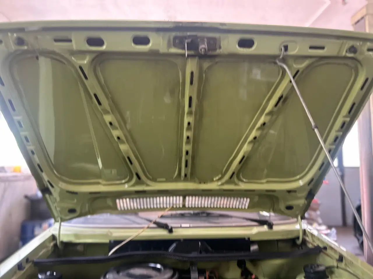 Volkswagen Golf L 1. Lack Manilagrün, foto 11