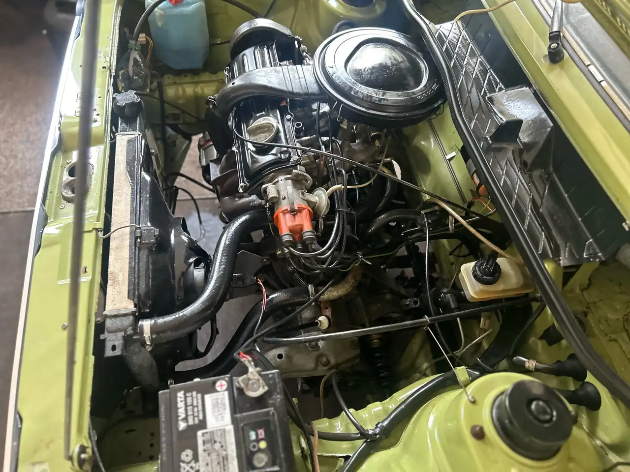Volkswagen Golf L 1. Lack Manilagrün, foto 10
