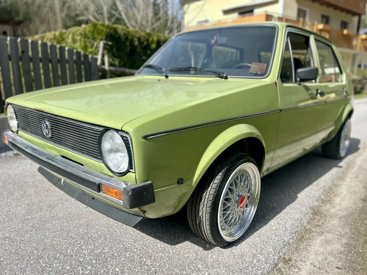 Volkswagen Golf L 1. Lack Manilagrün, foto 2