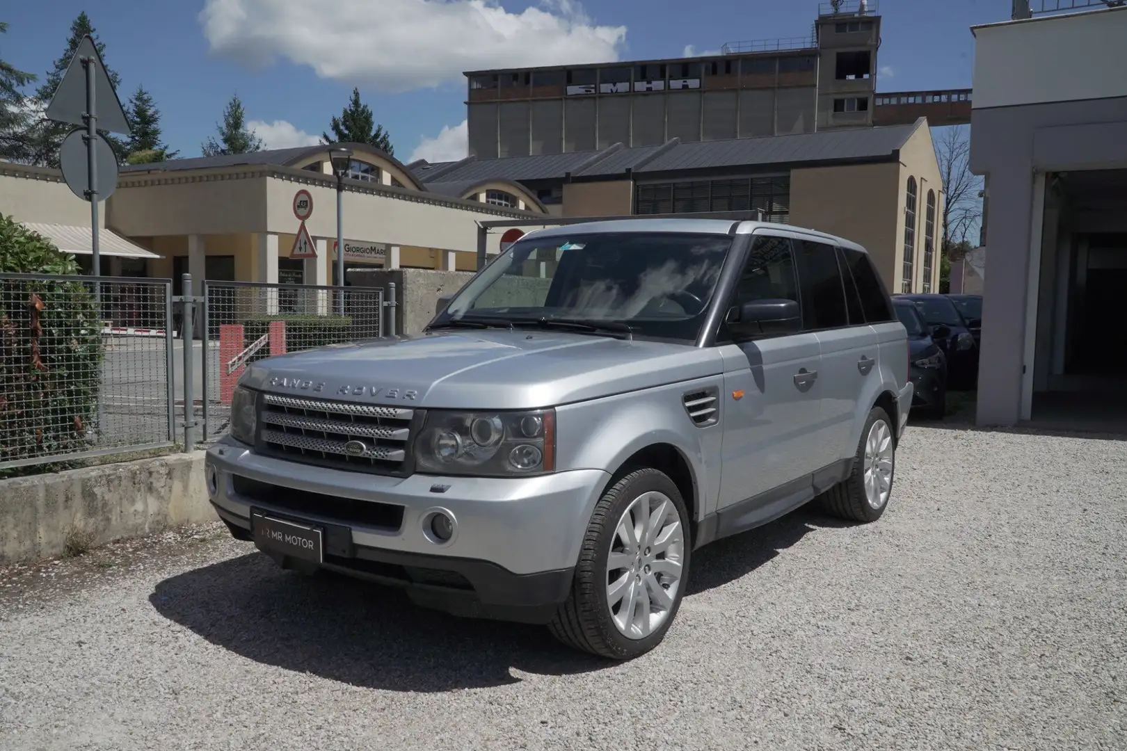 Land Rover Range Rover Sport Range Rover Sport 2.7 TDV6 SE Gris - 1