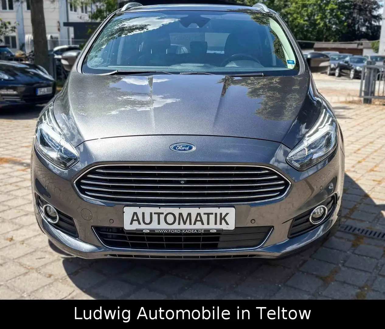 Ford S-Max 2.0 SCTi Titanium*Automatik*Kamera*AHK Grau - 2
