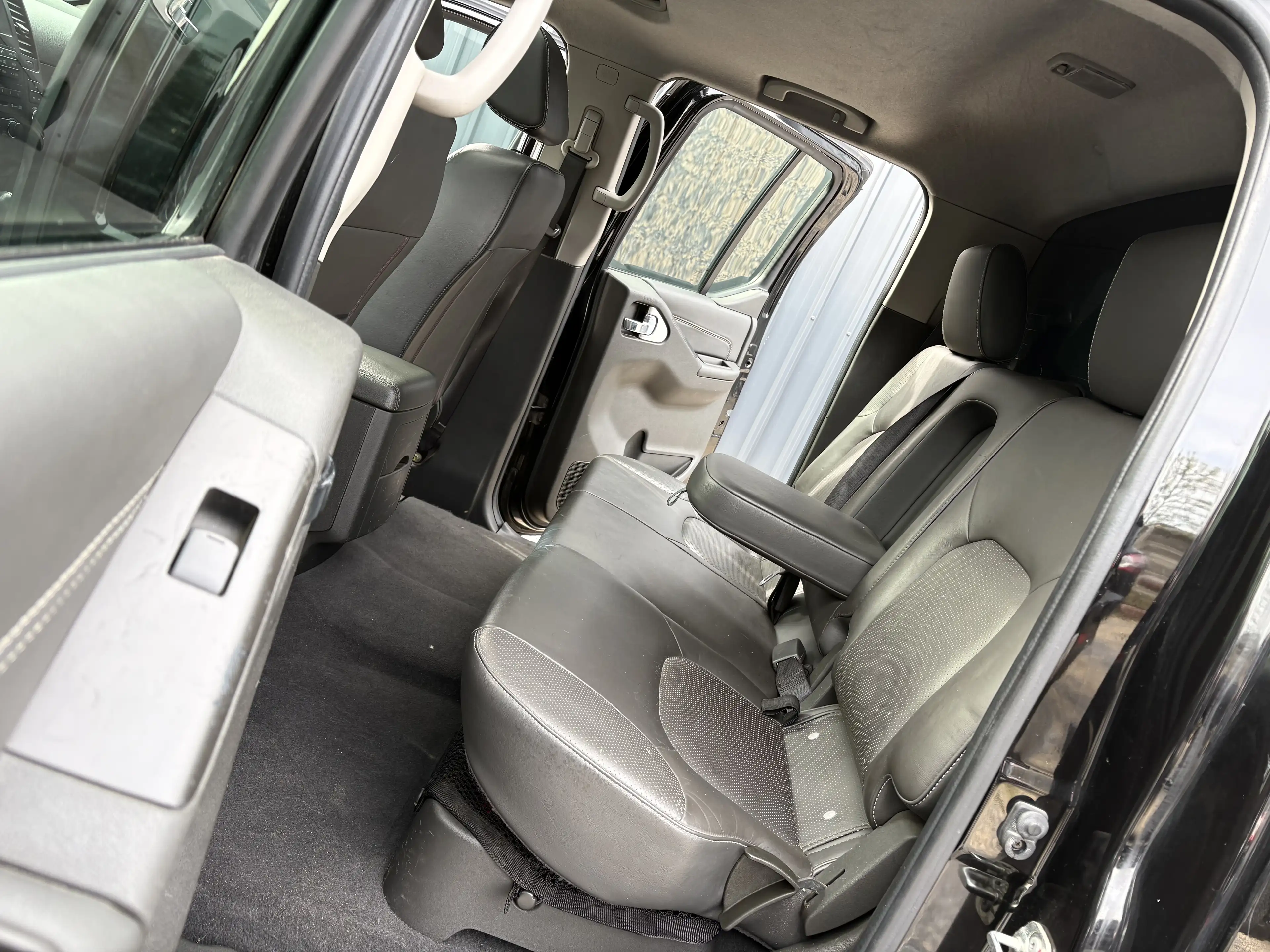 Nissan Navara Navara 2.5 dCi 4x4 190cv/ Automatique/ Full Option — photo 10