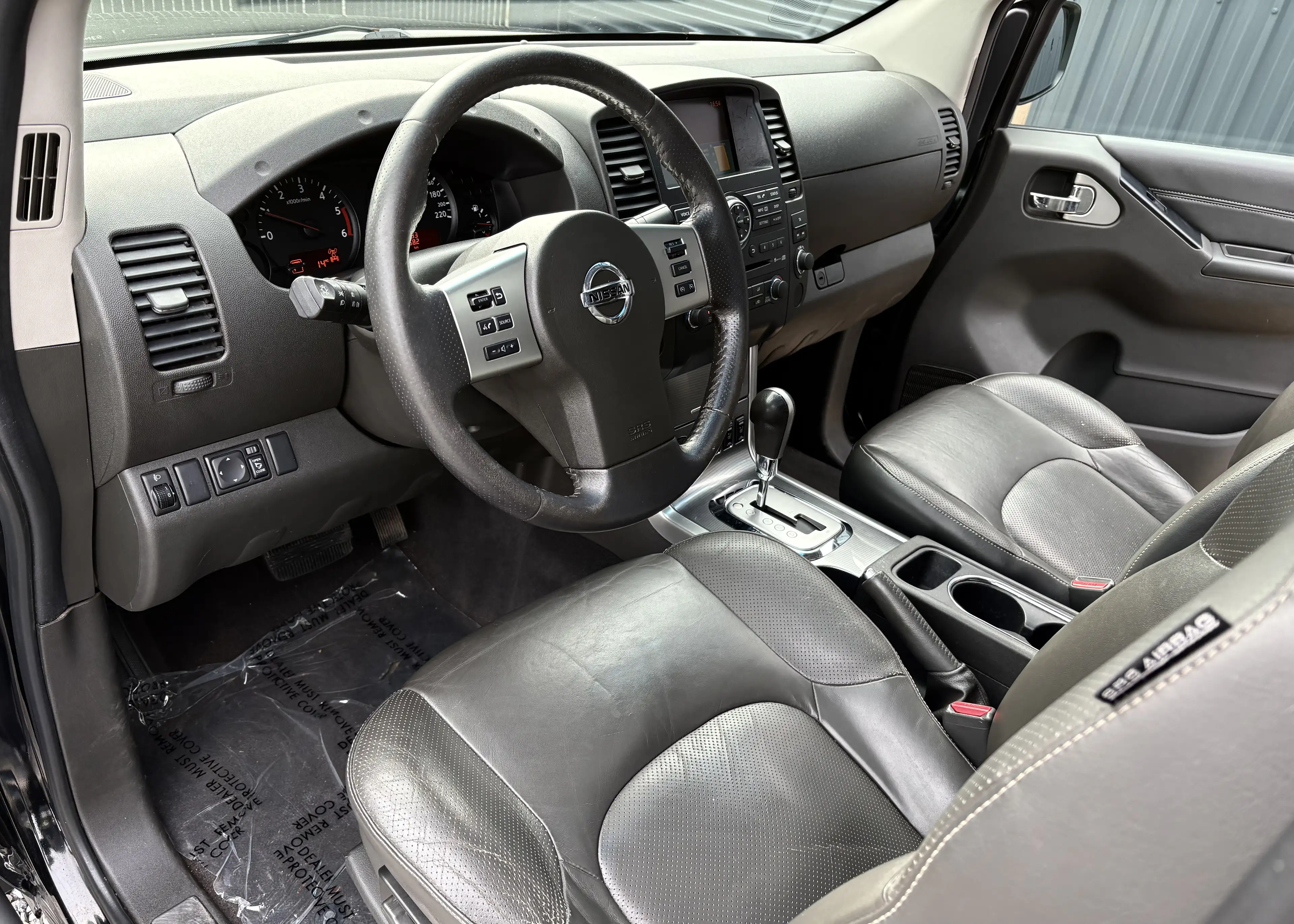Nissan Navara Navara 2.5 dCi 4x4 190cv/ Automatique/ Full Option — photo 6