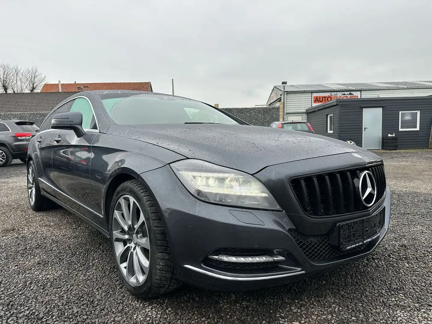 Mercedes-Benz CLS 350 CDI BE 4Matic  LED  Leder Grau - 1