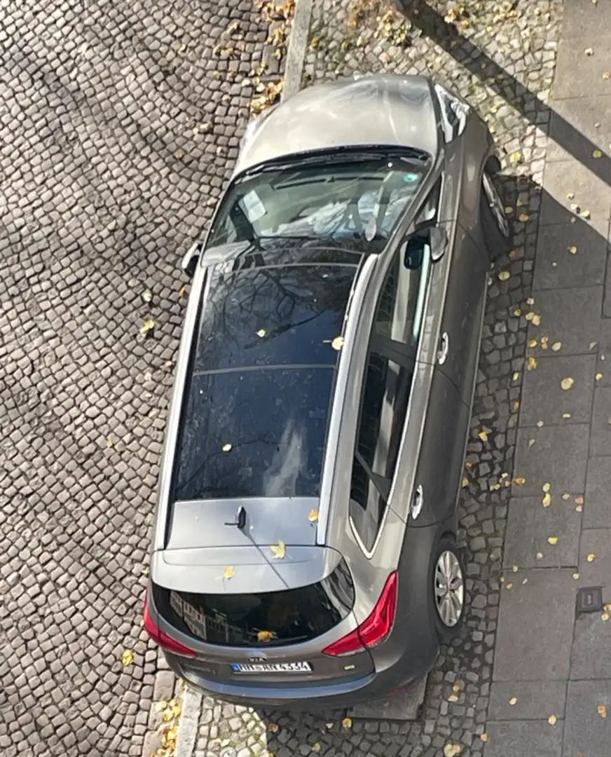 Kia Carens CRDi DPF LX Grau - 1
