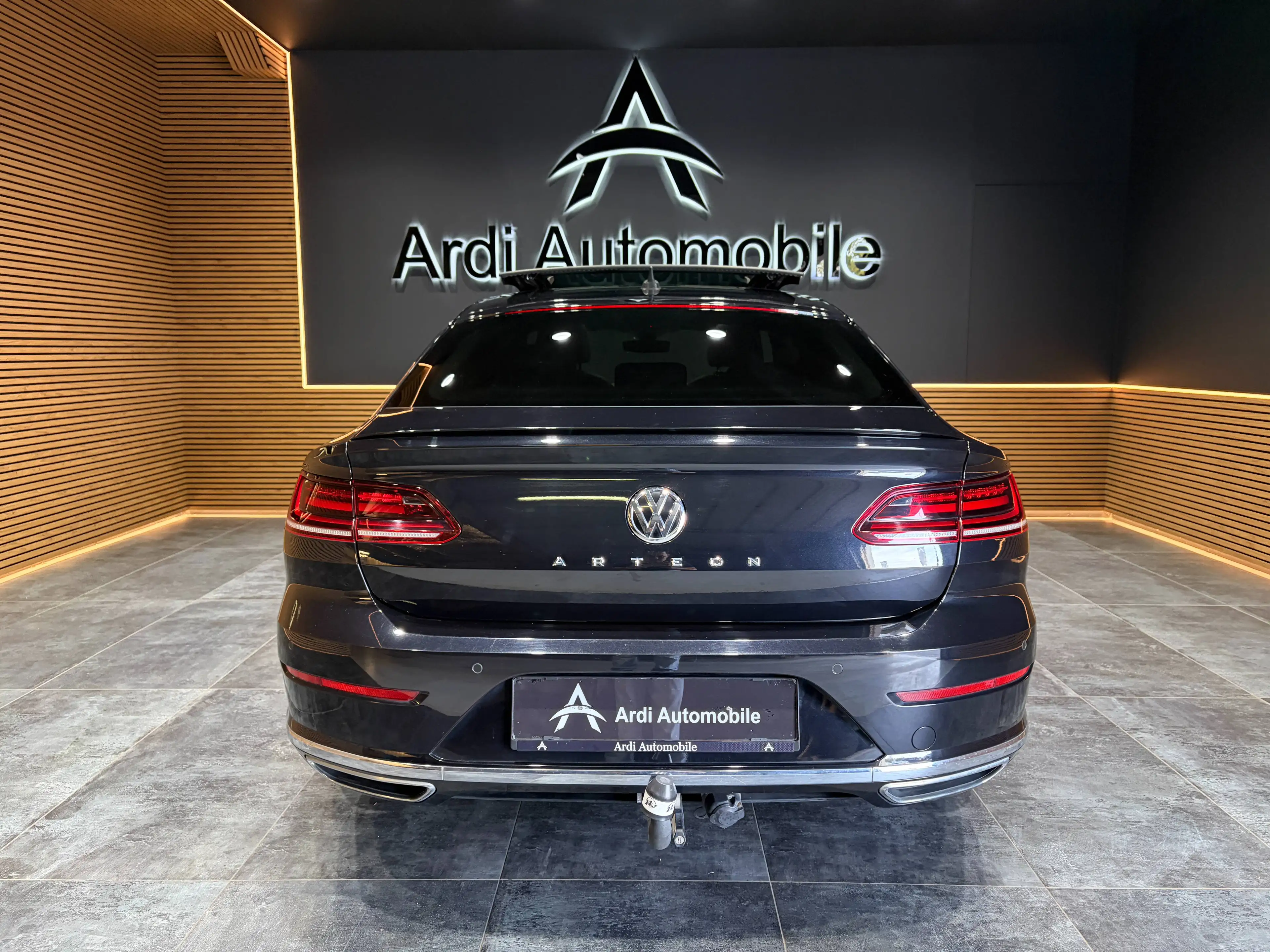 Volkswagen Arteon 2.0 TDi DSG R-Line *CARPLAY*TOIT OUV*SIEGE CHAUFF*GARANTIE* — photo 5