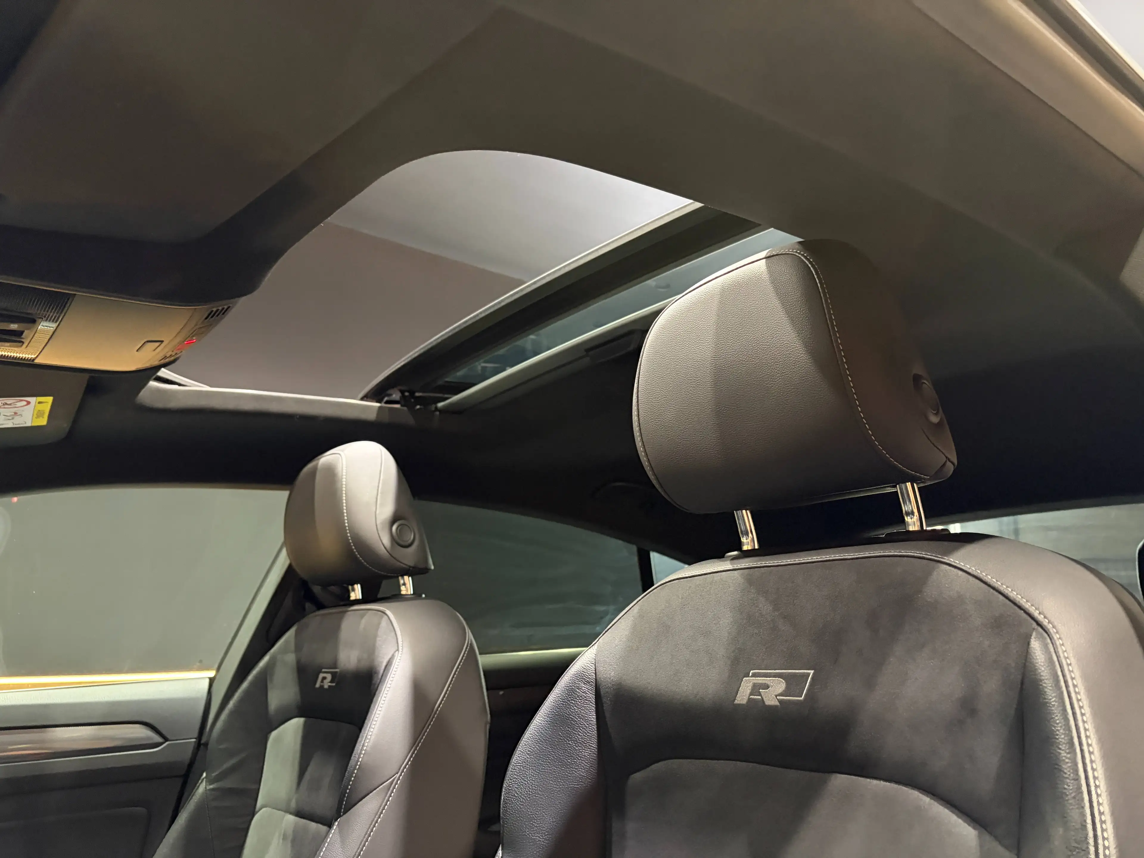 Volkswagen Arteon 2.0 TDi DSG R-Line *CARPLAY*TOIT OUV*SIEGE CHAUFF*GARANTIE* — photo 10