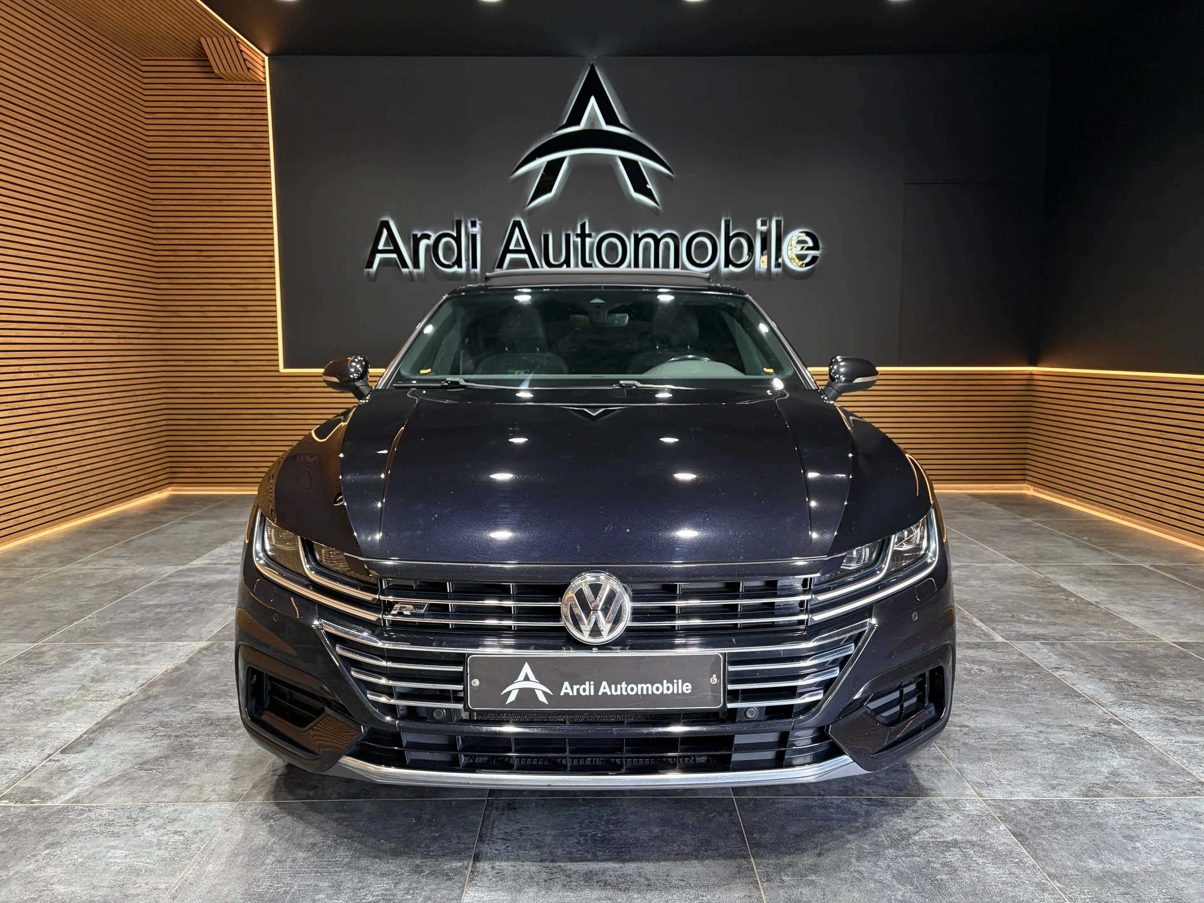 Volkswagen Arteon 2.0 TDi DSG R-Line *CARPLAY*TOIT OUV*SIEGE CHAUFF*GARANTIE* — photo 2