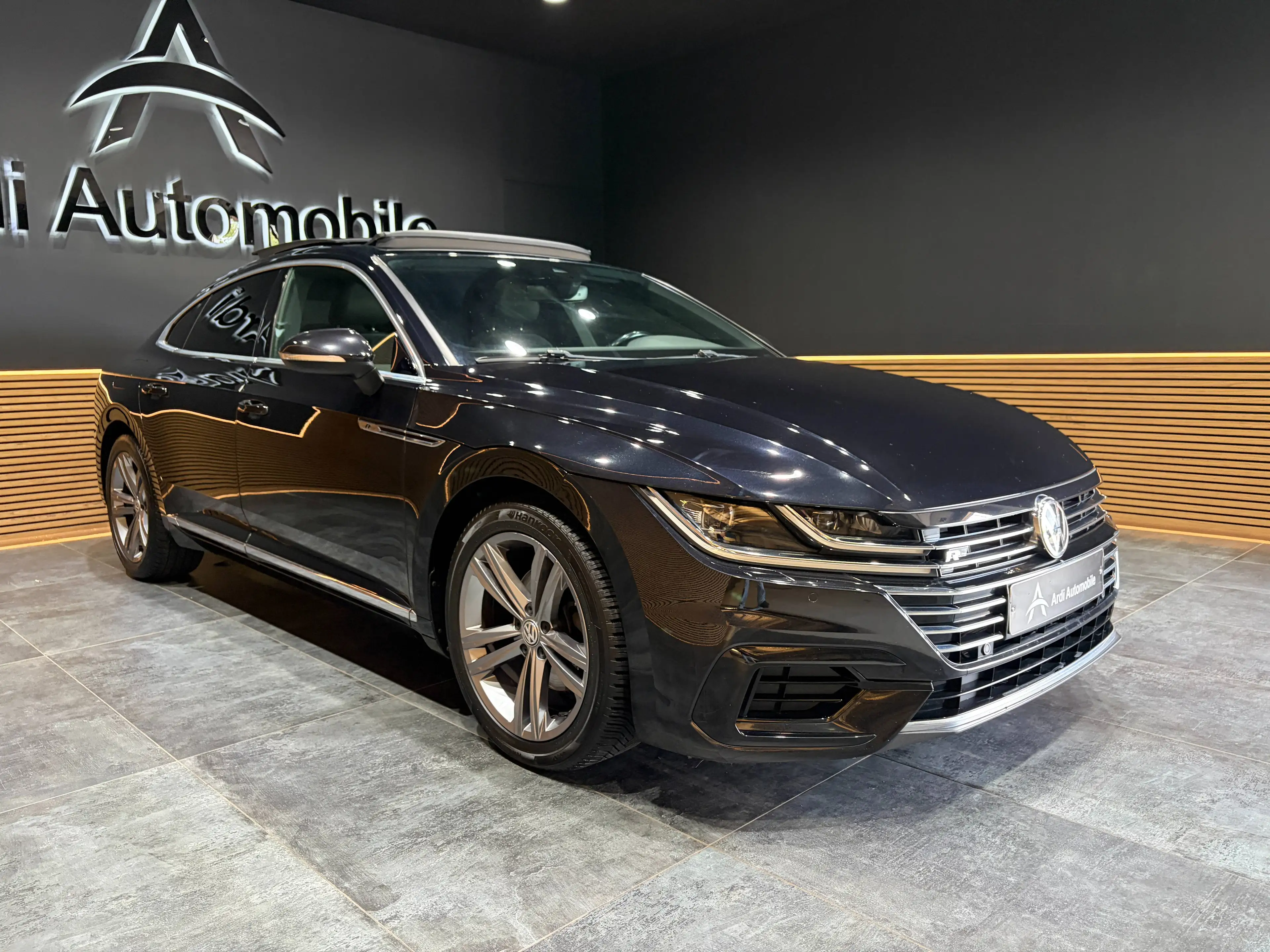 Volkswagen Arteon 2.0 TDi DSG R-Line *CARPLAY*TOIT OUV*SIEGE CHAUFF*GARANTIE* — photo 3
