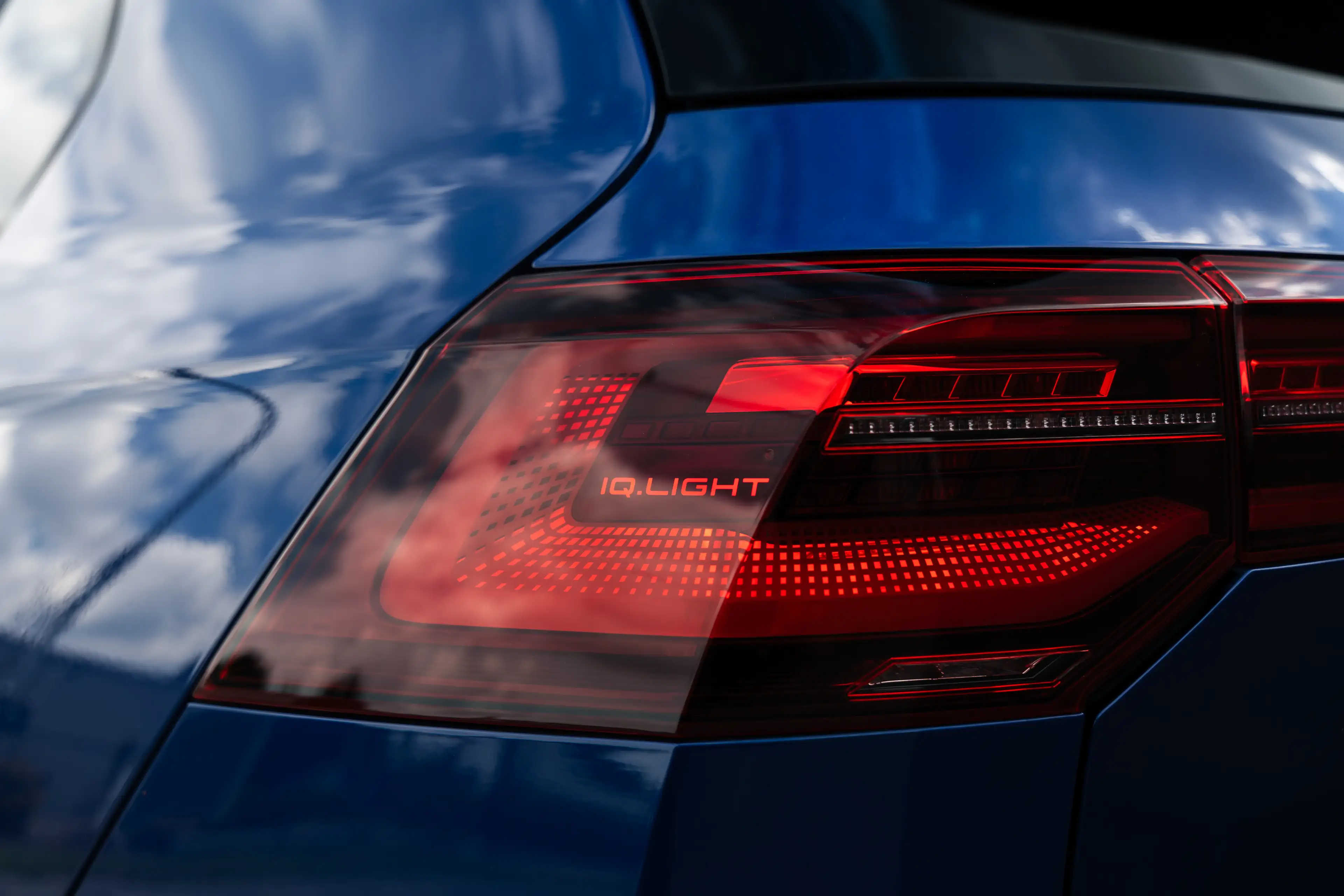 Volkswagen Golf R Golf 2.0 TSI OPF 4Motion DSG R — photo 13