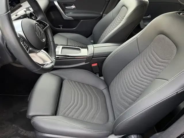 Mercedes-Benz A-Class view 17