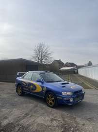 2.0 4WD Sti