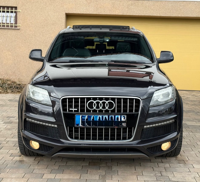 Audi Q7 3.0 TDI clean diesel/S Line/Pano/Air/Bose/TV — photo 3