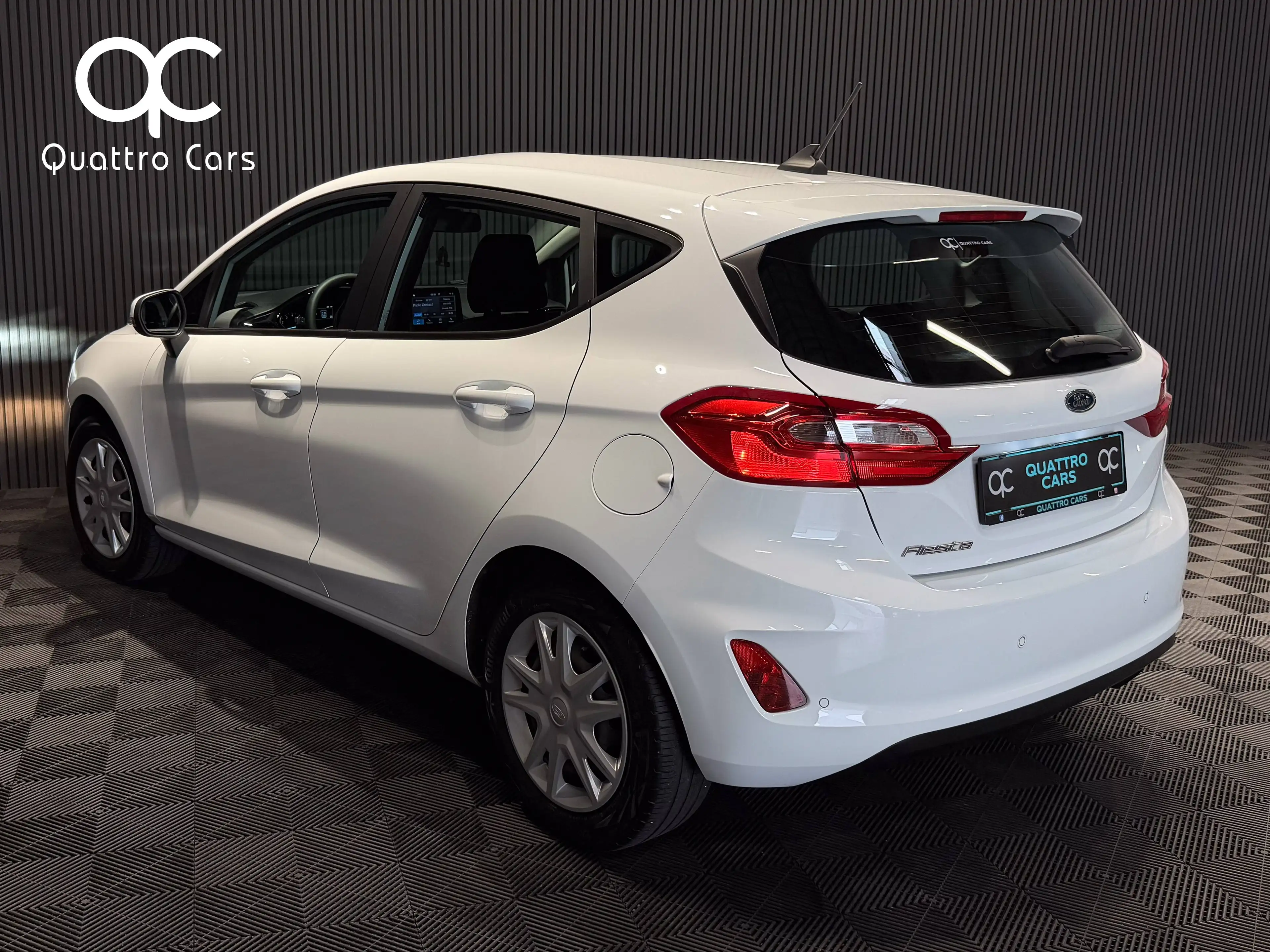 Ford Fiesta 1.1i * CAR PLAY * CLIM * 1ERE MAIN * CAPTEURS ARR — photo 6