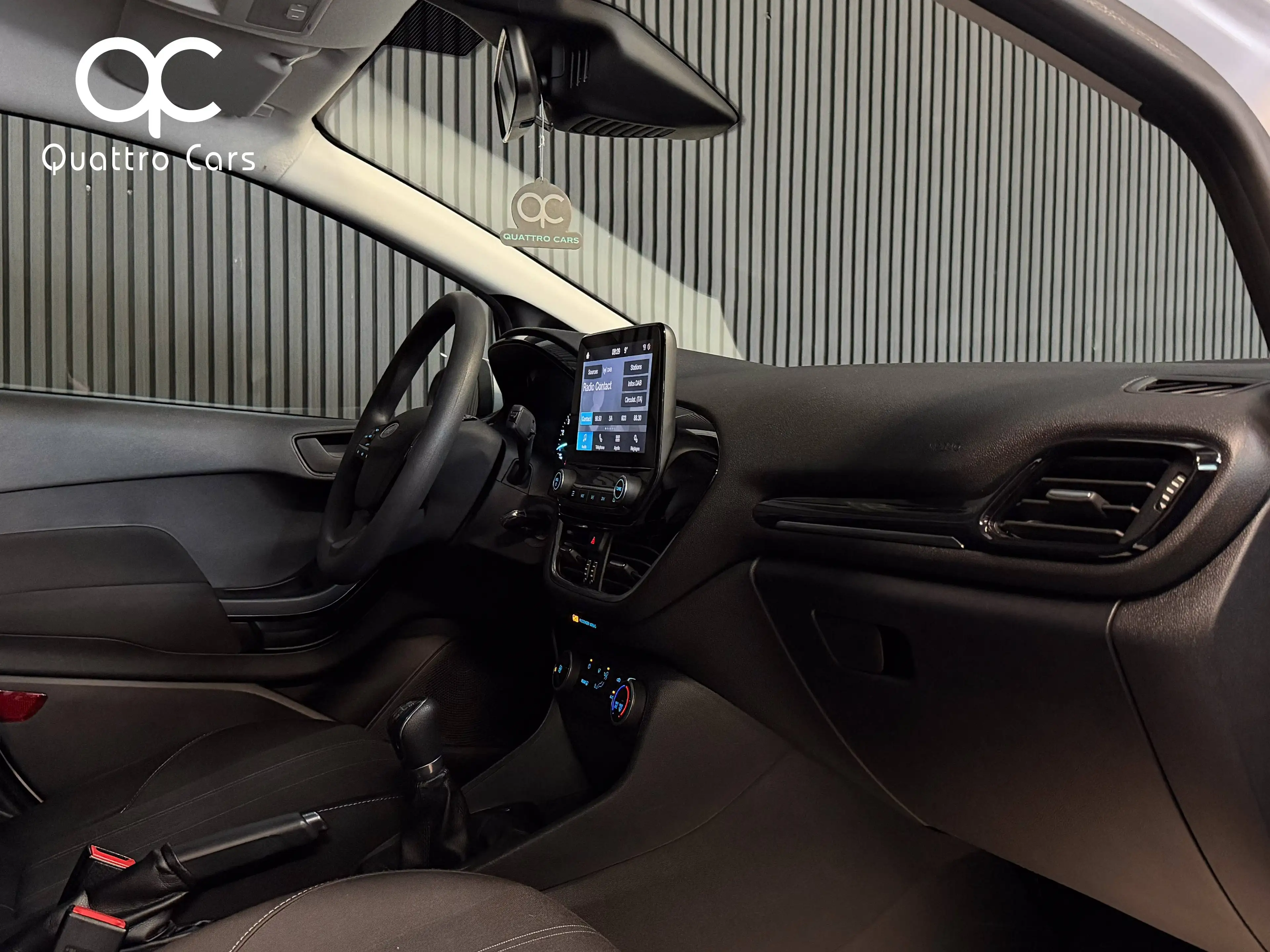 Ford Fiesta 1.1i * CAR PLAY * CLIM * 1ERE MAIN * CAPTEURS ARR — photo 13