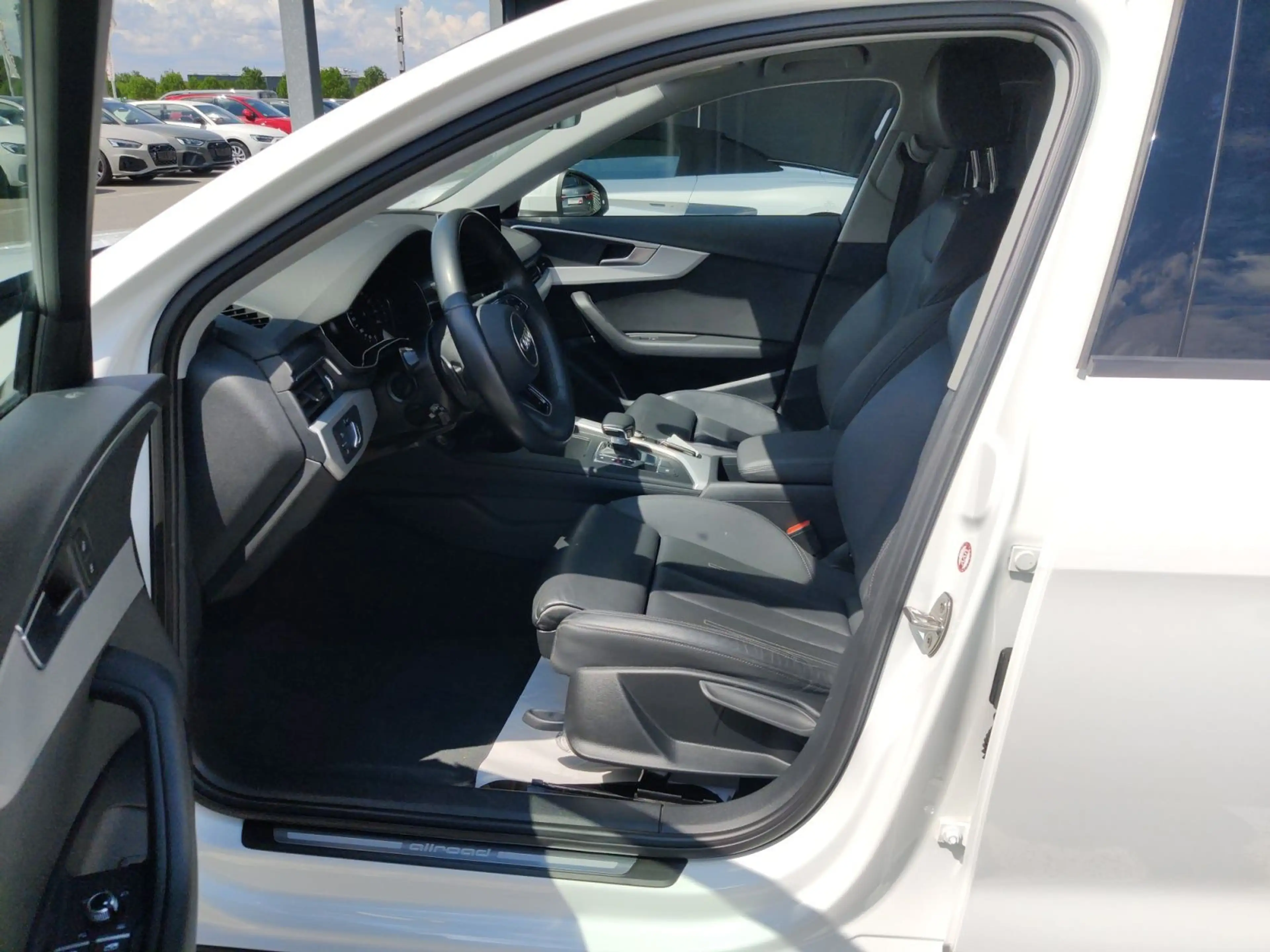 Audi A4 allroad 40 TDI q. S-Tronic, AHK, Tempomat, Na — photo 9