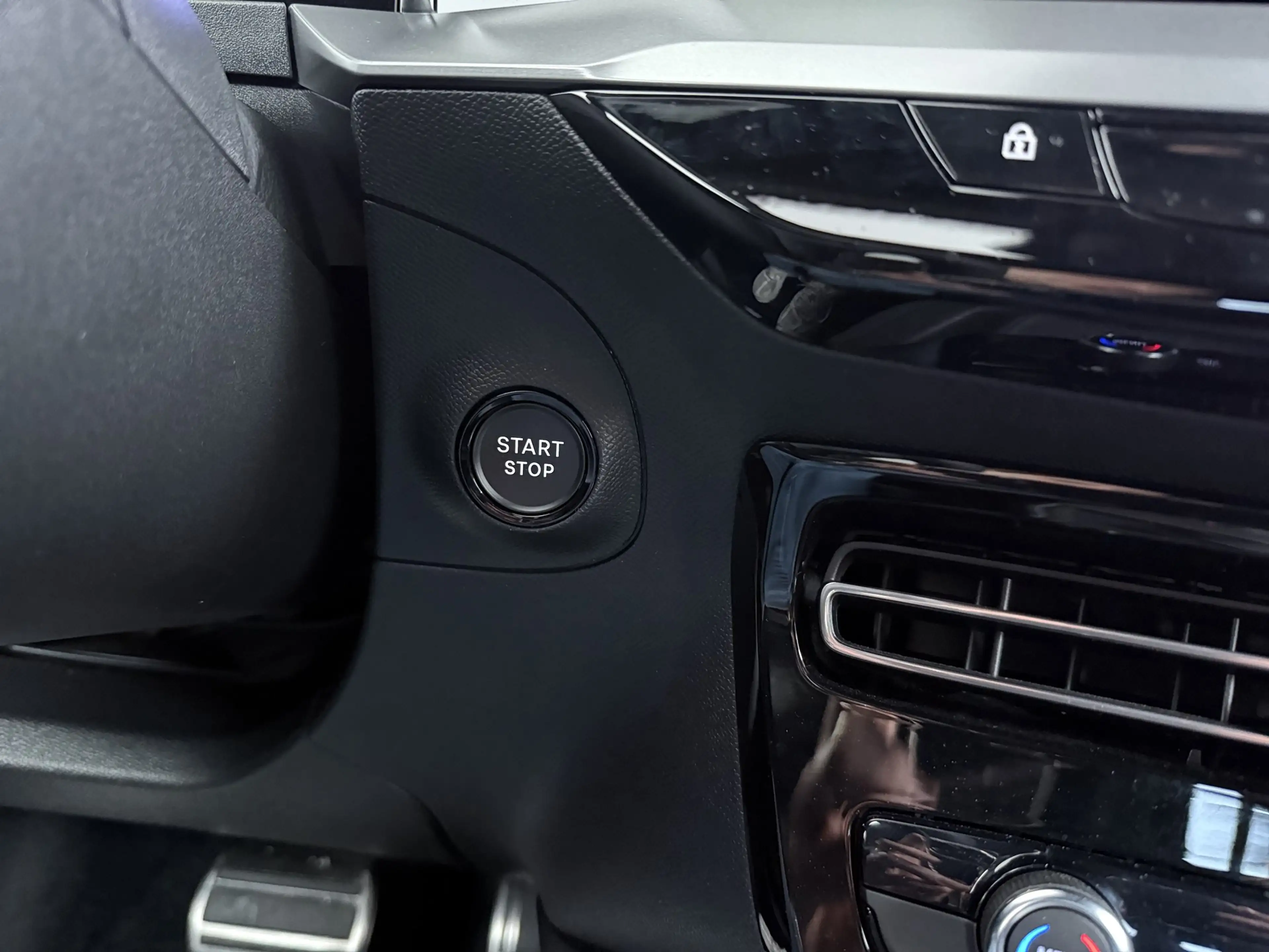 Opel Mokka-E GS 54 kWh | 96% SOH | Apple Carplay / Android Auto — photo 28